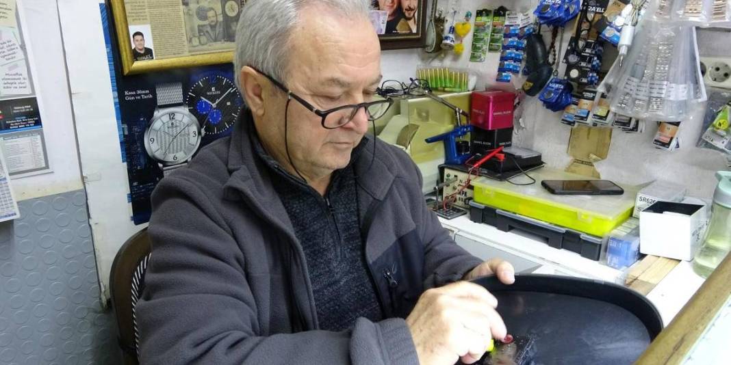 10 metrekarede 40 yıllık hizmet! O ‘ince ayar’ veriyor, teknoloji yok ediyor: Artık sürdürmekte zorlanıyor 4